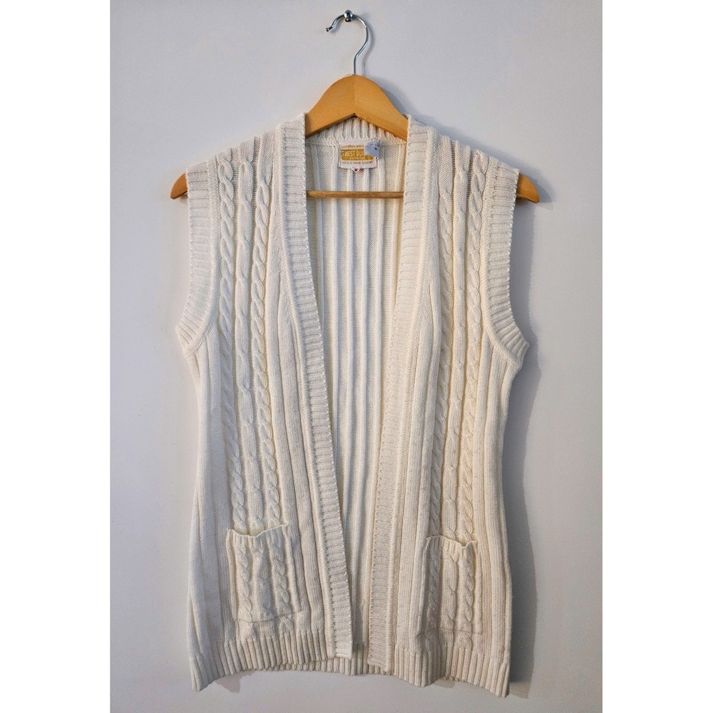 Finest Quality Knitwear Cardigan Vest Womens S White Excellent VTG Cable Knit